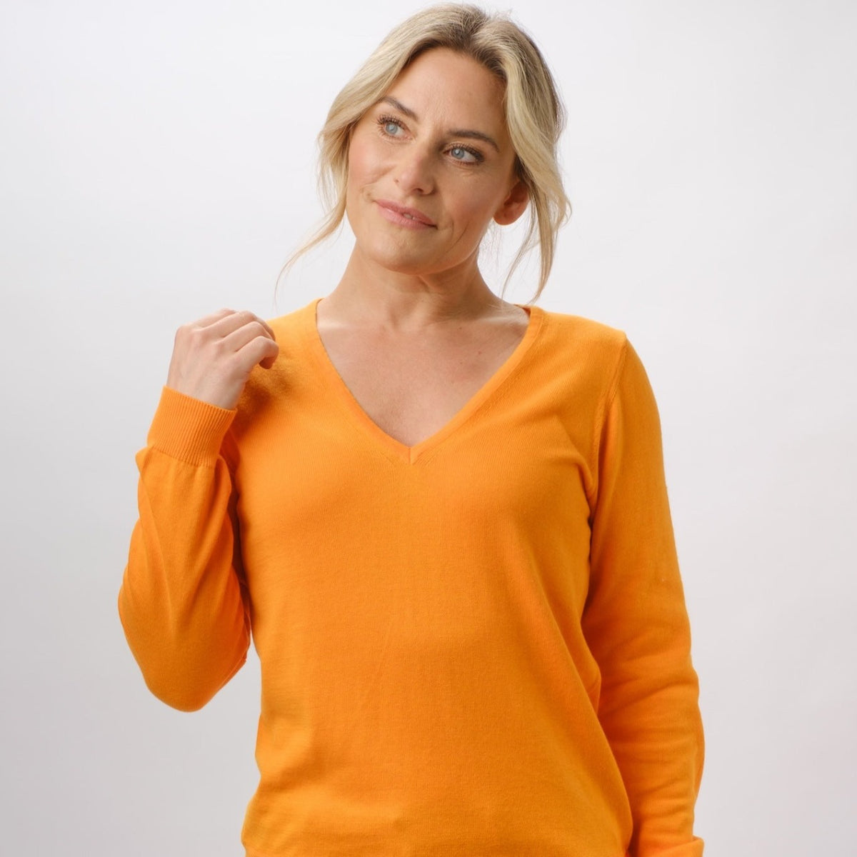 100% PIMA COTTON MANDARIN LONG SLEEVE V NECK
