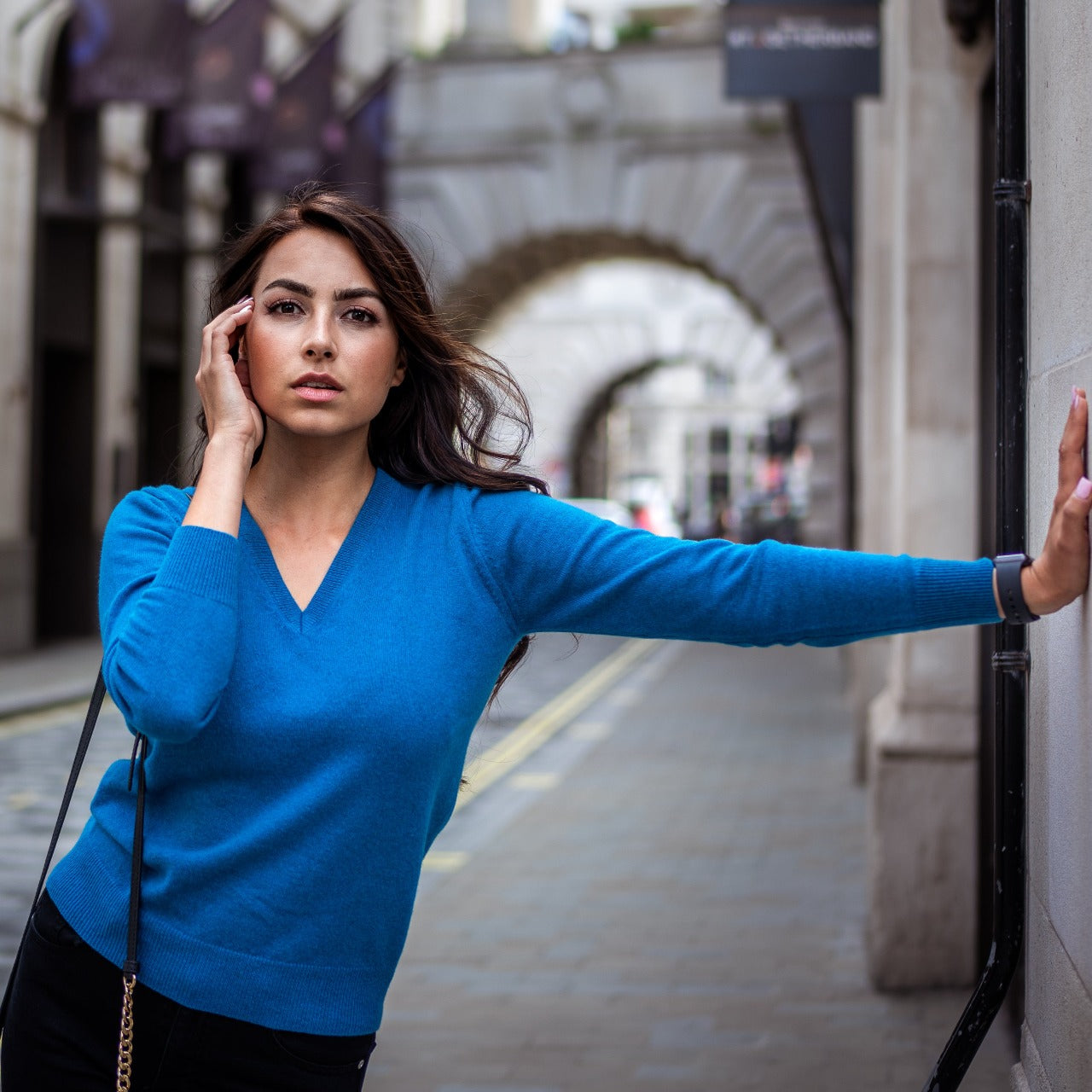 100% CASHMERE TEAL V NECK