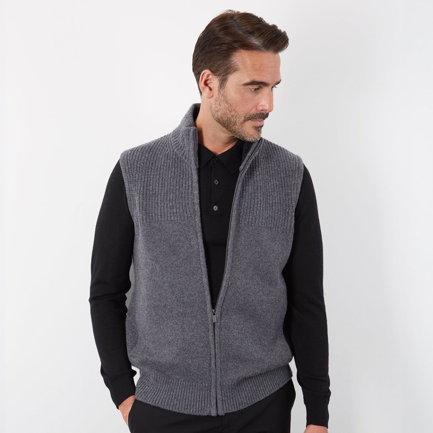 100% MERINO WOOL CHARCOAL RIB FULL ZIP GILET