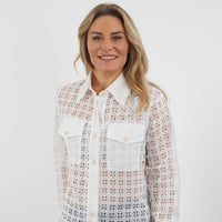 WHITE LACE TWO POCKET SHIRT