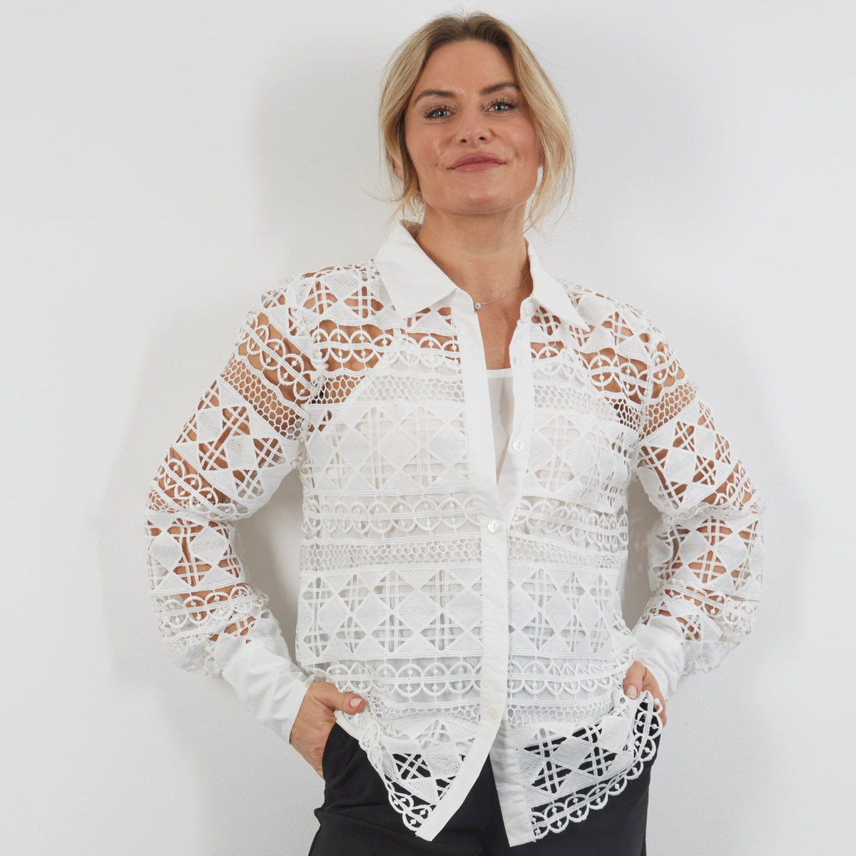 WHITE LACE SHIRT WITH CAMISOLE