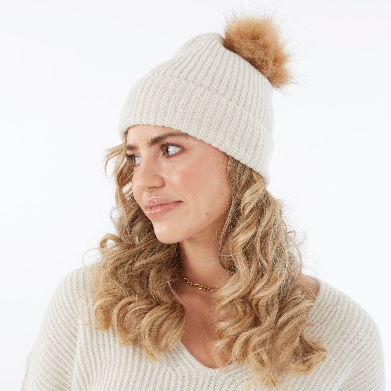 IVORY POM BEANIE