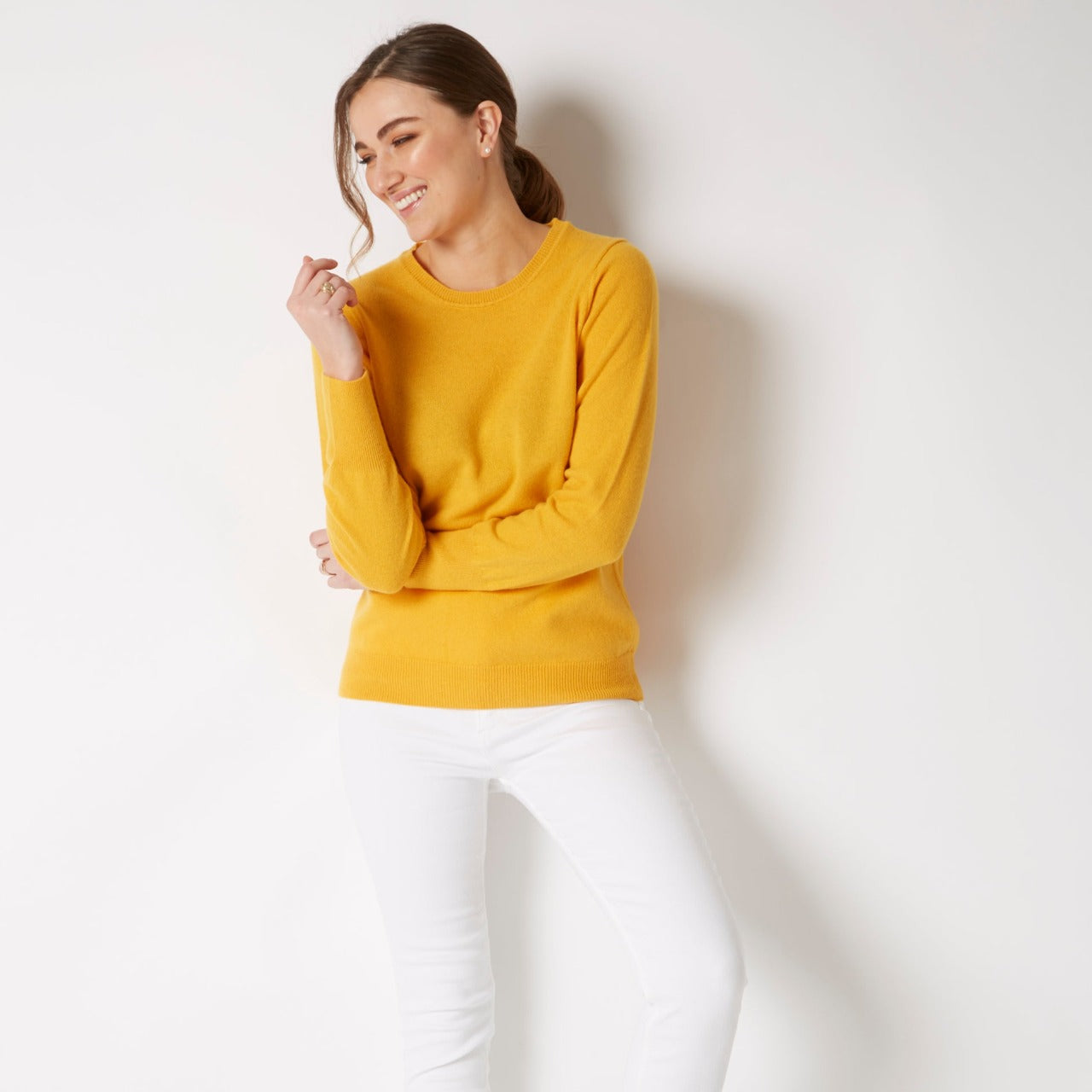 100% CASHMERE YELLOW CREW